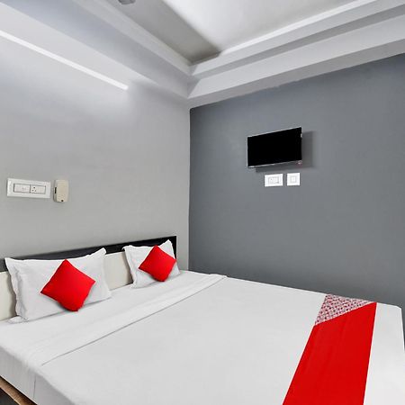 Super Hotel O Royal Empire Calcutta  Esterno foto
