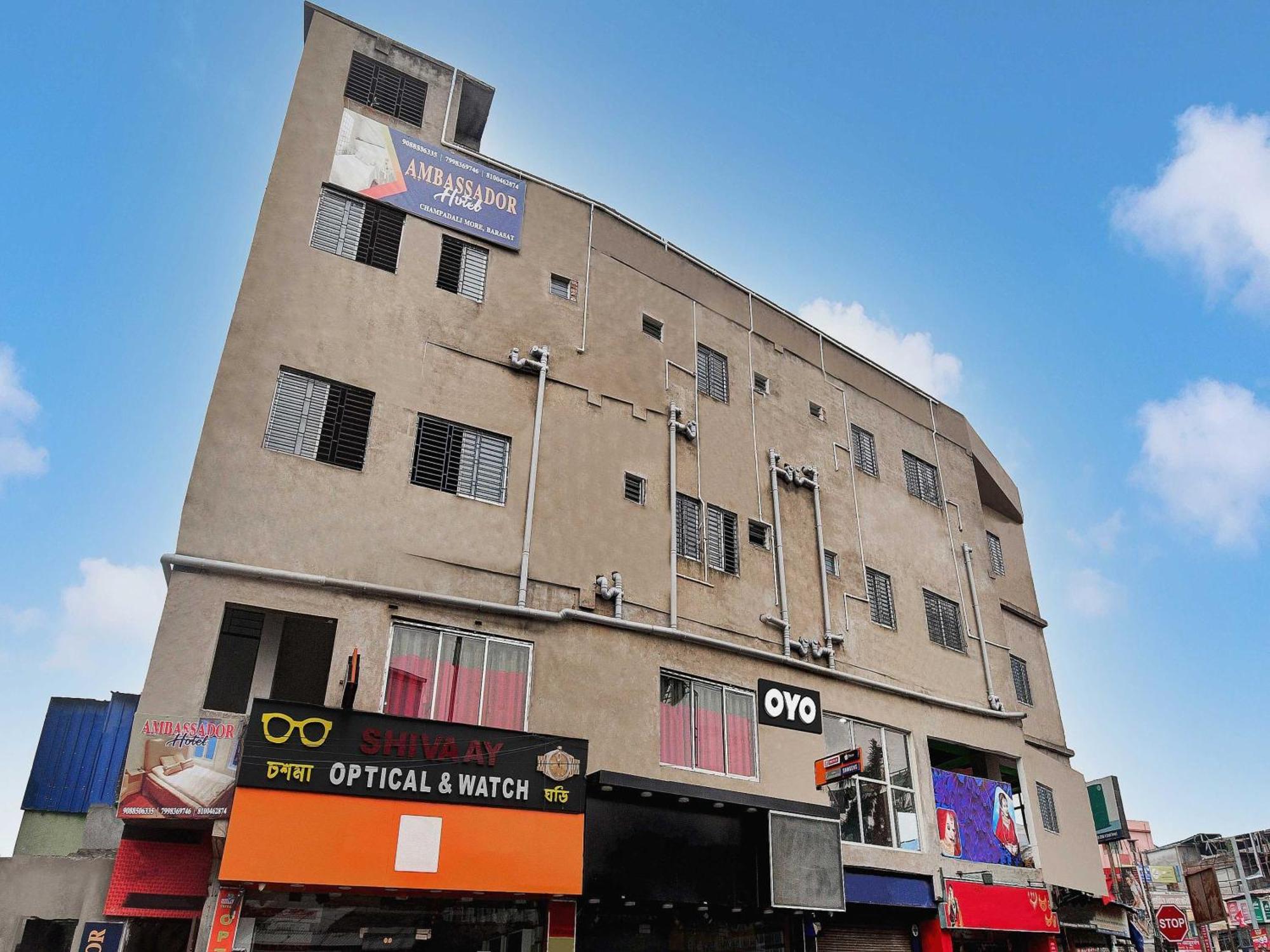 Super Hotel O Royal Empire Calcutta  Esterno foto