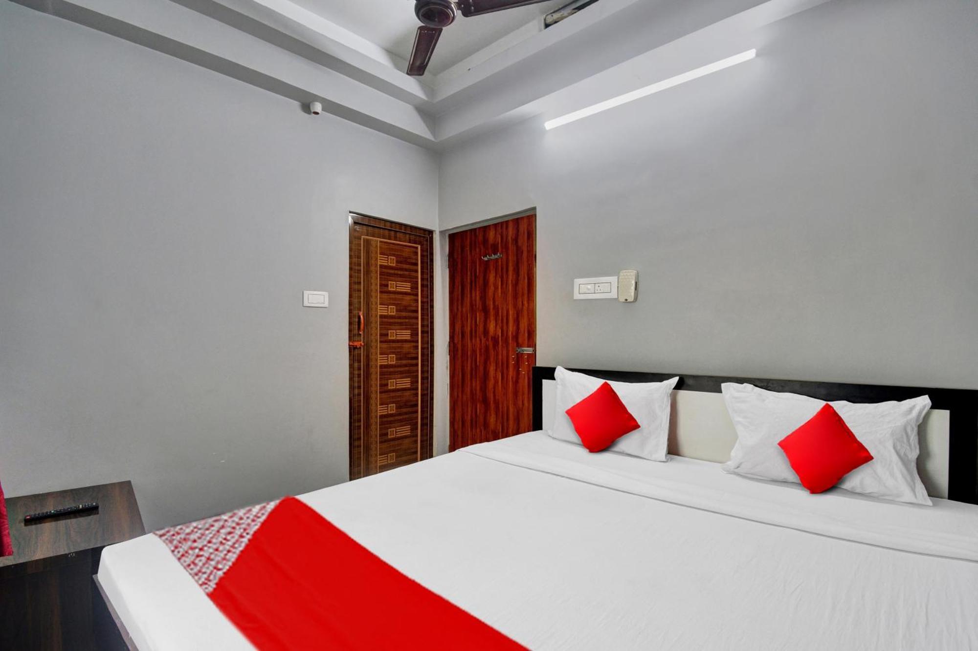 Super Hotel O Royal Empire Calcutta  Esterno foto