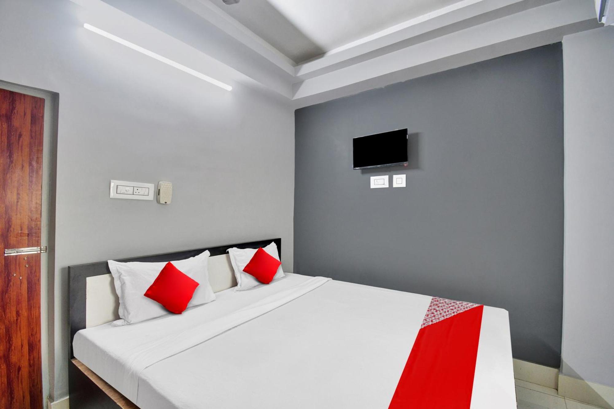 Super Hotel O Royal Empire Calcutta  Esterno foto