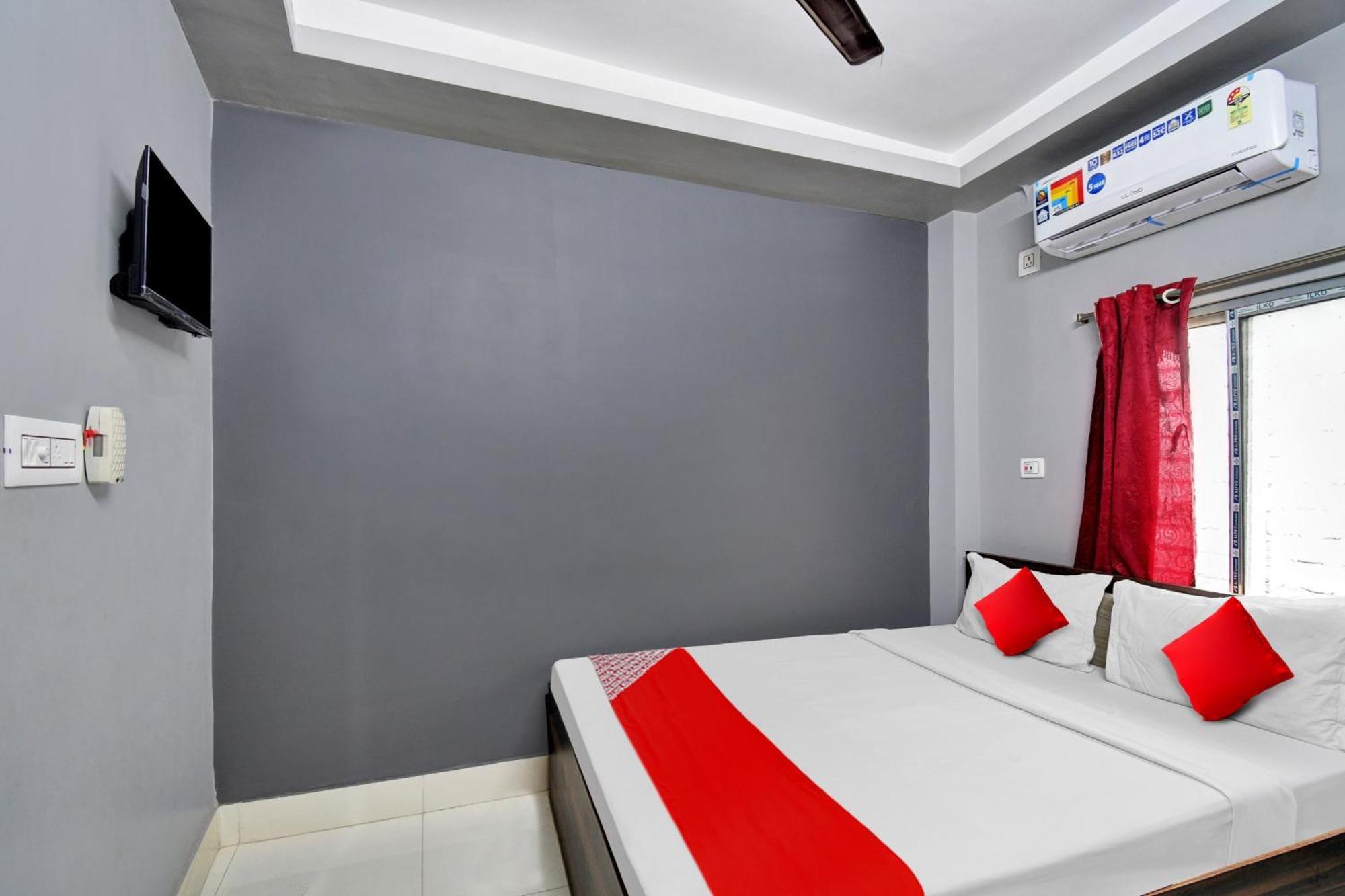 Super Hotel O Royal Empire Calcutta  Esterno foto